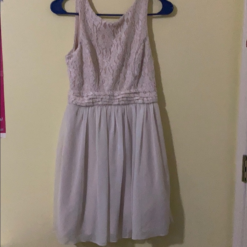 Gorgeous tan/off-white toned sparkly dress!